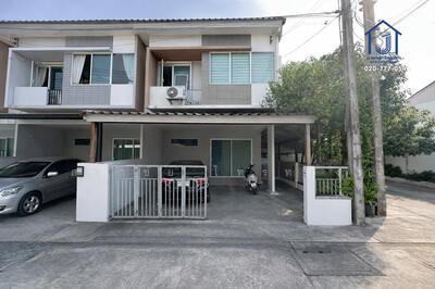 ขาย - The Trust Town Wongwaen – Lam Luk Ka : เดอะทรัสต์ ทาวน์ วงแหวน – ลําลูกกา, ปทุมธานี