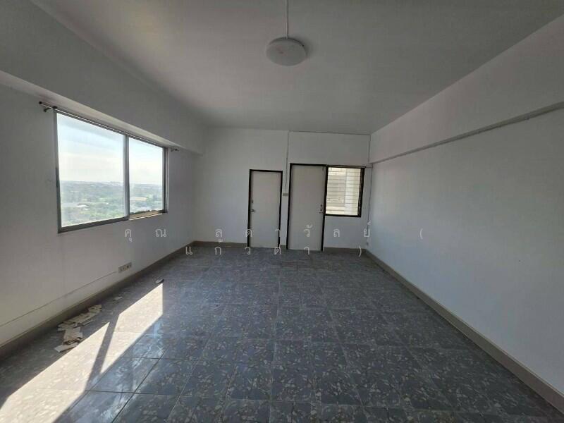 ขาย - Eak Thani Condo Town : เอกธานีคอนโดทาวน์, ปทุมธานี