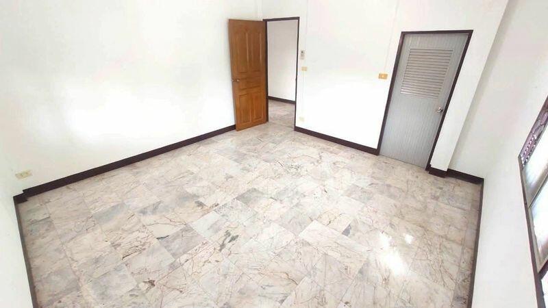 ให้เช่า - ให้เช่า บ้านชั้นเดียว ขนาด 74 ตารางวา 3 ห้องนอน ใกล้โรงเรียนนายร้อยพระจุลจอมเกล้า(จปร.) นครนายก, นครนายก