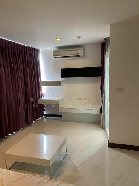 For Rent - D65 Condominium, Bangkok