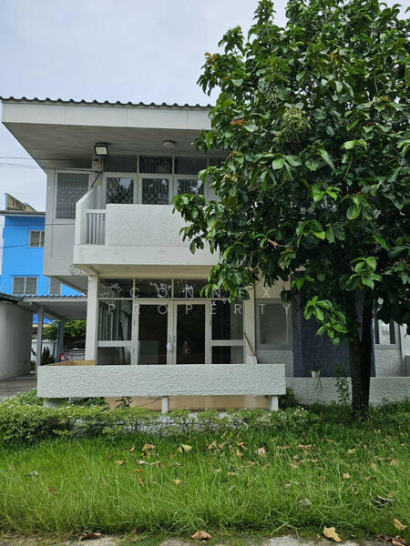 2 - storey detached house, Bangkok, โชคชัย 4, Lat Phrao, Lat Phrao, Bangkok, 4 Bedrooms, 200 sqm, Single Detached House For Rent, by Connex Property, 500089045 - DDproperty.com