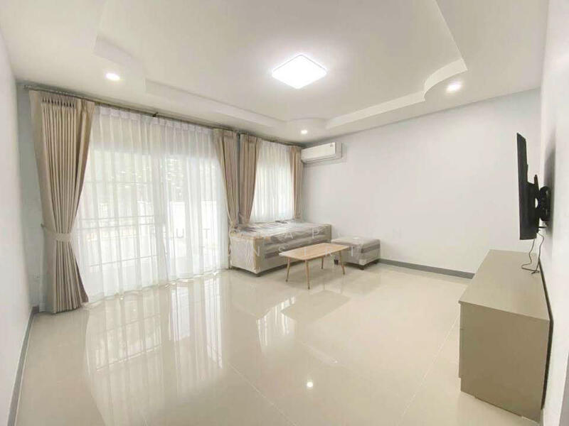 ให้เช่า - ทาวน์เฮ้าส์ให้เช่าเดือนละ 15,000 บาท ใกล้สนามกอล์ฟเอ็มสปอร์ตคอมเพล็กซ์ No.6H316, เชียงใหม่