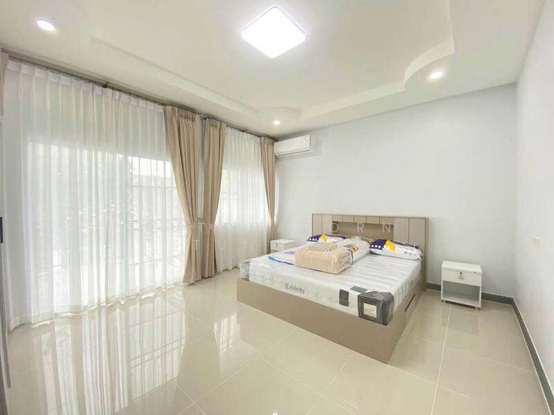 ให้เช่า - ทาวน์เฮ้าส์ให้เช่าเดือนละ 15,000 บาท ใกล้สนามกอล์ฟเอ็มสปอร์ตคอมเพล็กซ์ No.6H316, เชียงใหม่