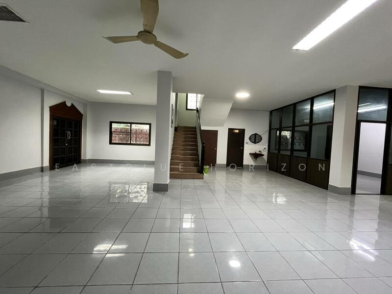 For Sale - Office Building Area Ratchada, Bangkok