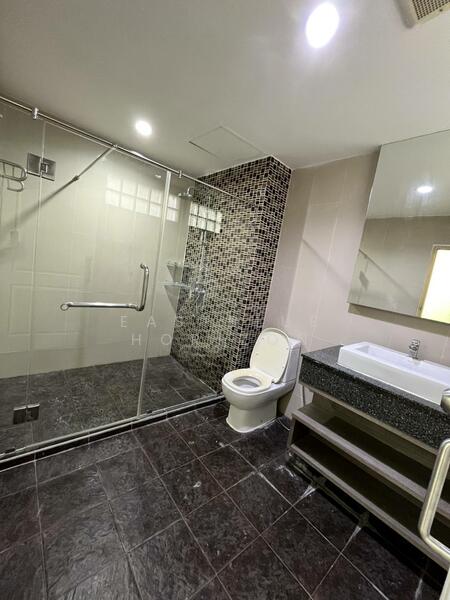 For Sale - Office Building Area Ratchada, Bangkok