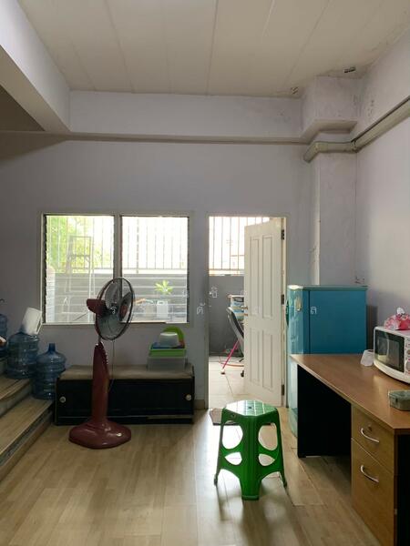 ให้เช่า - อาคารสำนักงาน / โฮมออฟฟิศ 5 ชั้น ริมถนน สะพาน นนทบุรี-บางบัวทอง ตรงข้าม สนามกอล์ฟ 345, นนทบุรี