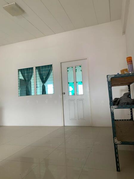 ให้เช่า - อาคารสำนักงาน / โฮมออฟฟิศ 5 ชั้น ริมถนน สะพาน นนทบุรี-บางบัวทอง ตรงข้าม สนามกอล์ฟ 345, นนทบุรี