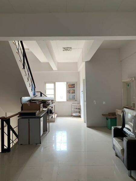 ให้เช่า - อาคารสำนักงาน / โฮมออฟฟิศ 5 ชั้น ริมถนน สะพาน นนทบุรี-บางบัวทอง ตรงข้าม สนามกอล์ฟ 345, นนทบุรี