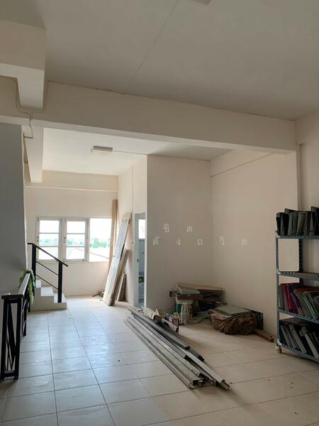 ให้เช่า - อาคารสำนักงาน / โฮมออฟฟิศ 5 ชั้น ริมถนน สะพาน นนทบุรี-บางบัวทอง ตรงข้าม สนามกอล์ฟ 345, นนทบุรี