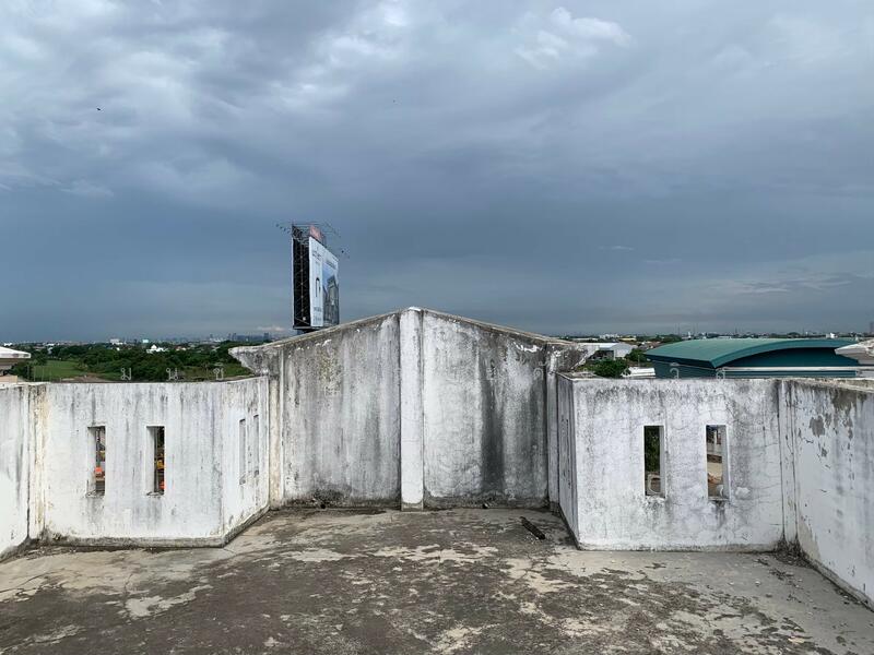 ให้เช่า - อาคารสำนักงาน / โฮมออฟฟิศ 5 ชั้น ริมถนน สะพาน นนทบุรี-บางบัวทอง ตรงข้าม สนามกอล์ฟ 345, นนทบุรี