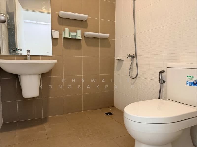 Baan Pruksa 38 Chaiyapruek-Wongwaen, Nonthaburi, Bang Kruai - Sai Noi Road, Sai Noi, Sai Noi, Nonthaburi, 3 Bedrooms, 110 sqm, Townhouse For Sale, by CHAWALIT KONGSAKPAIBUL, 500089642 - DDproperty.com