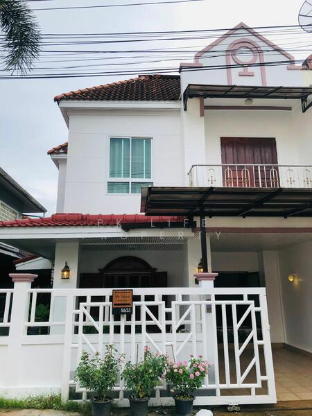 For Rent - 4R0196 This house for rent 3 bedroom 2 bathroom 40,000/month at patong have fully furnished, Phuket