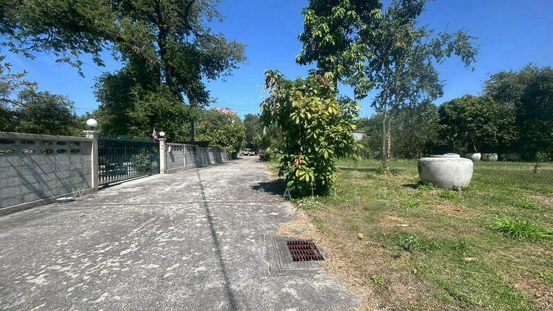 ให้เช่า - ให้เช่าที่ดิน 1 ไร่ 143 ตร.ว. ถนนบายพาสชลบุรี ฝั่งขาเข้า กทม., ชลบุรี