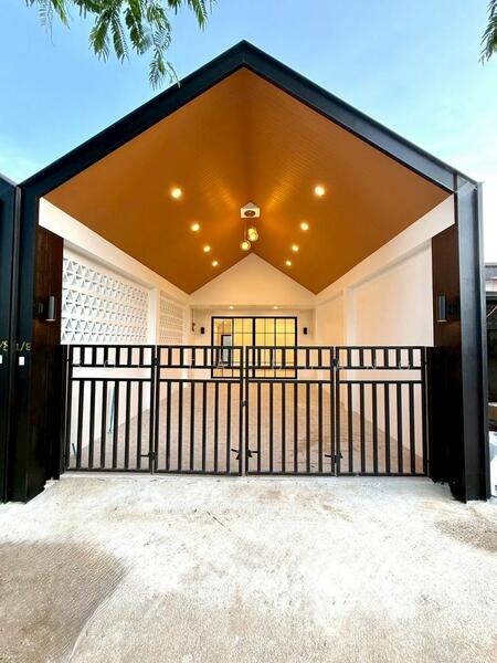 ขาย - Soi Ta Duang Prae, ภูเก็ต