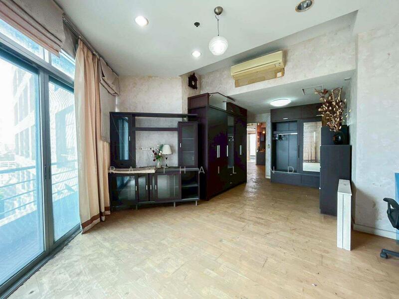 For Sale - Baan Sathon, Bangkok