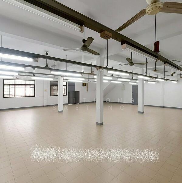 ขาย - อาคารพาณิชย์ 3.5 ชั้น 3 คูหา ทะลุถึงกัน มีลิฟท์ขนของ ทำเลทองซอยประชาอุทิศ 33 บางมด ทุ่งครุ, กรุงเทพ