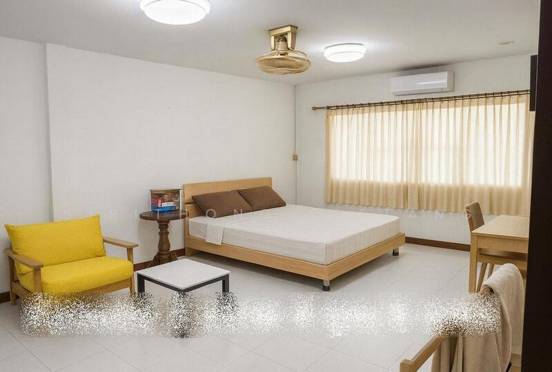 ขาย - อาคารพาณิชย์ 3.5 ชั้น 3 คูหา ทะลุถึงกัน มีลิฟท์ขนของ ทำเลทองซอยประชาอุทิศ 33 บางมด ทุ่งครุ, กรุงเทพ