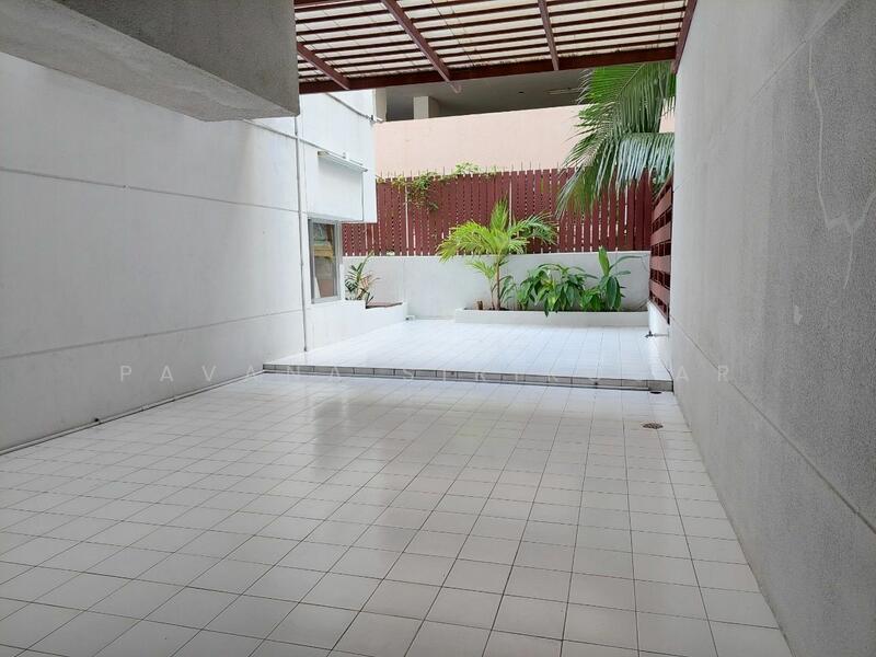 For Rent - Esmeralda Apartments, Bangkok