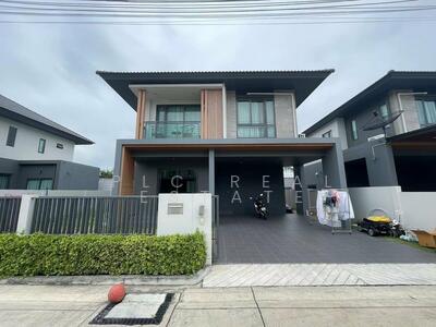 ขาย - ขายบ้านเดี่ยว 2 ชั้น สไตล์โมเดิร์น ในพัทยาตะวันออก, ชลบุรี