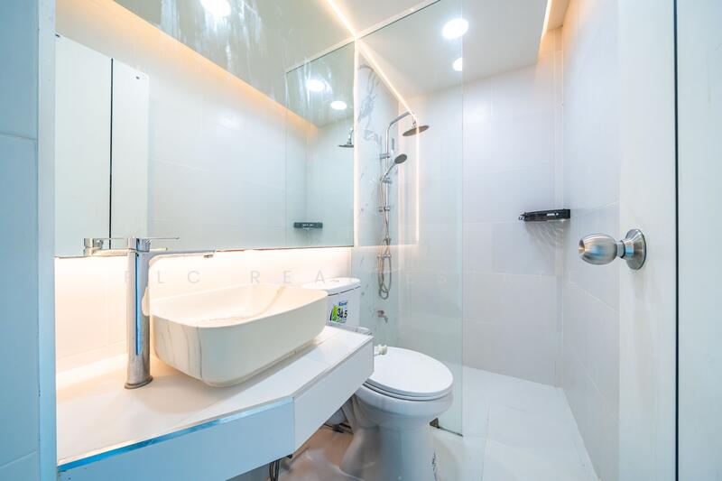 4 Bedroom Pool Villa for Sale in Mabprachan, East Pattaya, Chon Buri (Pattaya), Bang Lamung, Bang Lamung (Pattaya), Chon Buri (Pattaya), 4 Bedrooms, 350 sqm, Single Detached House For Sale, by PLC Real Estate, 500092206 - DDproperty.com