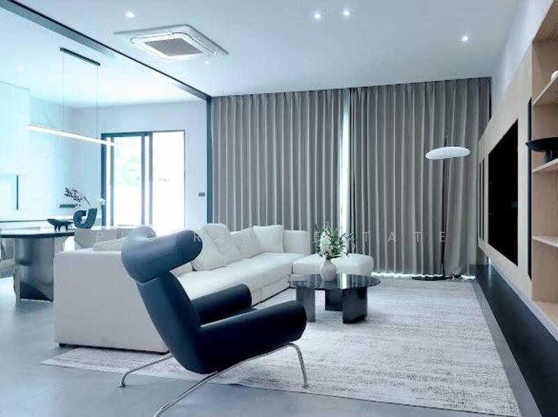 วิลล่าหรู 5 ห้องนอนพร้อมสระว่ายน้ำส่วนตัวในจอมเทียน, ชลบุรี, บางละมุง, บางละมุง, ชลบุรี, 272 ตร.ม., บ้านเดี่ยว ขาย, โดย PLC Real Estate, 500092359 - DDproperty.com