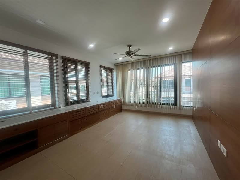 รติรมย์ ฟิฟท์ ราชพฤกษ์-ปิ่นเกล้า (Ratirom Fifth Ratchapruek-Pinklao), Nonthaburi, Bang Khun Kong, Bang Kruai, Nonthaburi, 4 Bedrooms, 250 sqm, Single Detached House For Sale, by คุณ มนต์ชัย ปานนพพา (เอ็กซ์), 500092381 - DDproperty.com