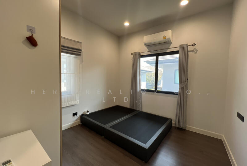 For Sale Bangkok House Setthasiri Krungthep Kreetha 2 Hua Mak Bangkapi BRE25268, Bangkok, Hua Mak, Bang Kapi, Bangkok, 4 Bedrooms, 223 sqm, Single Detached House For Sale, by Hero Realtor Co., Ltd., 500092388 - DDproperty.com