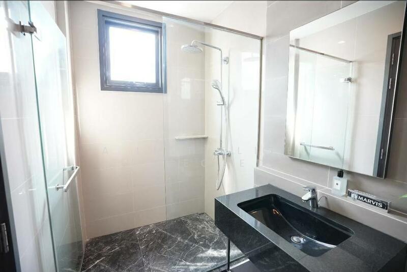 The Edge Sukhumvit 23, Bangkok, 6 Soi Sukhumvit 23, Khlongtoei Nua, Watthana, Bangkok, 1 Bedroom, 42 sqm, Condo For Sale, by A LIST ELITE SELECTED, 500092848 - DDproperty.com