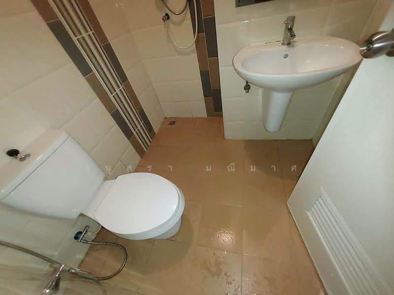 Golden City Pinklao-Charansanitwong, Nonthaburi, Bang Kruai-Sainoi Road, Bang Kruai, Bang Kruai, Nonthaburi, 4 Bedrooms, 118 sqm, Townhouse For Sale, by อนุสรา มณีมาศ, 500093073 - DDproperty.com