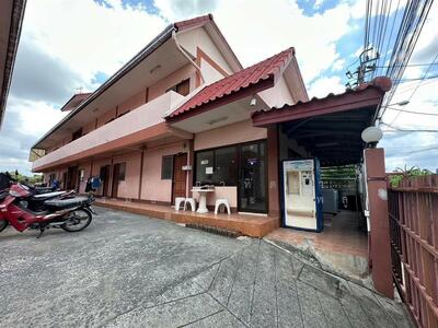 ขาย - อพาร์ทเม้นท์ 2 ชั้น 185 ตร.ว. อพาร์ทเม้นท์ ซอยคู้บอน31 ใกล้สน.คันนายาว, กรุงเทพ