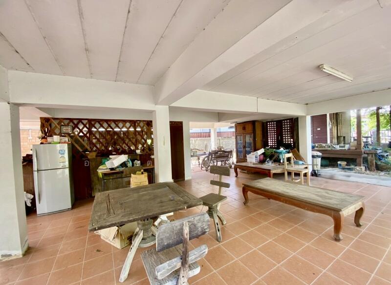 ขาย - ขายบ้านเดี่ยวยกสูง 1 หลัง และ เรือนไทยเล็ก 1 หลัง 129.8 ตร.ว. ใกล้ ม.รัตนาธานี, ขอนแก่น