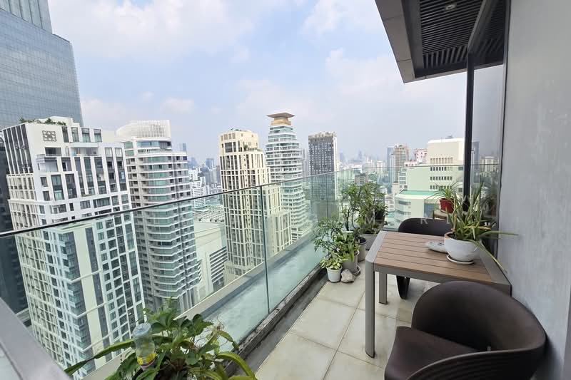 Vittorio 39, Bangkok, 8 Sukhumvit, Khlong Tan Nua, Watthana, Bangkok, 3 Bedrooms, 306 sqm, Condo For Sale, by Ailada Ngamsri, 500093571 - DDproperty.com