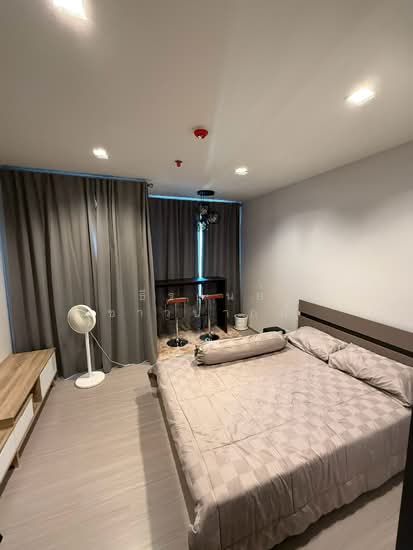 Life Sathorn Sierra : ไลฟ์ สาทร เซียร์รา, กรุงเทพ