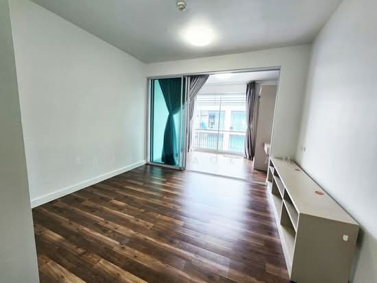 A Space Me Sukhumvit 77 : เอ สเปซ มี สุขุมวิท 77, กรุงเทพ