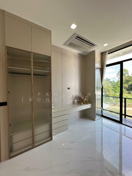 For Sale - Villa La Richie, Chon Buri (Pattaya)