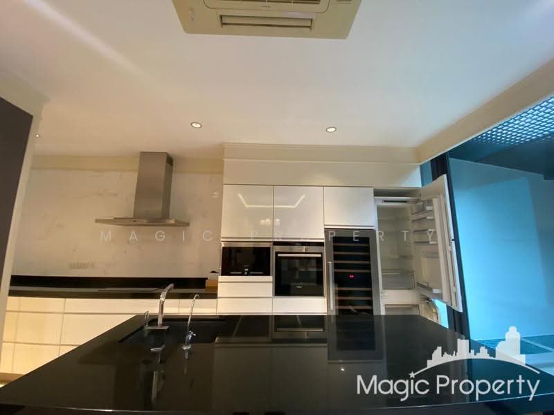 Residence Sukhumvit 65, Bangkok, Sukhumvit Road, Phra Kanong Nua, Watthana, Bangkok, 3 Bedrooms, 300 sqm, Townhouse For Rent, by Magic Property, 500095094 - DDproperty.com