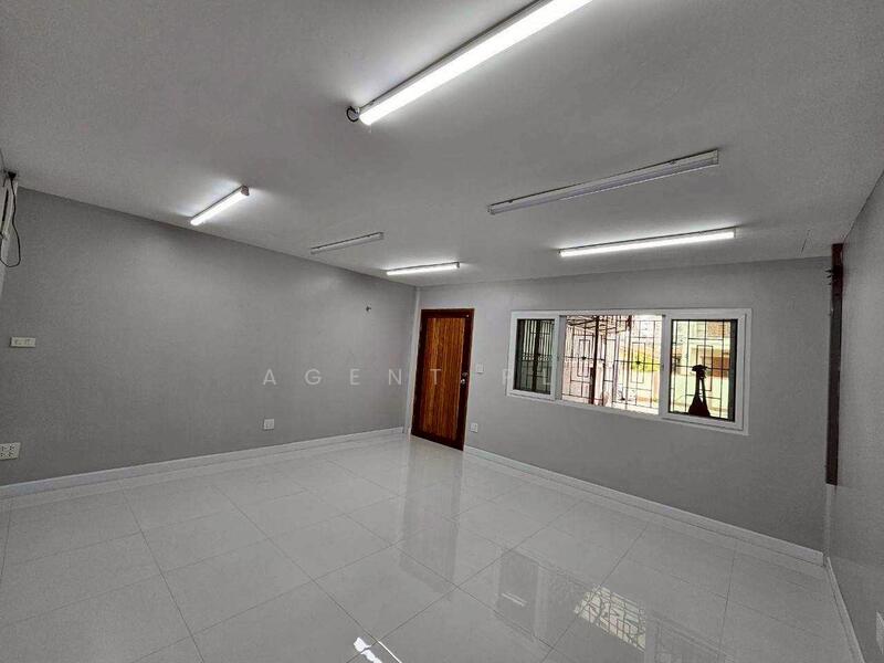 ให้เช่า - ให้เช่าโกดังใหม่ พร้อมออฟฟิศ 2 ชั้น บางนาตราด กม.7 (SPSP637), สมุทรปราการ