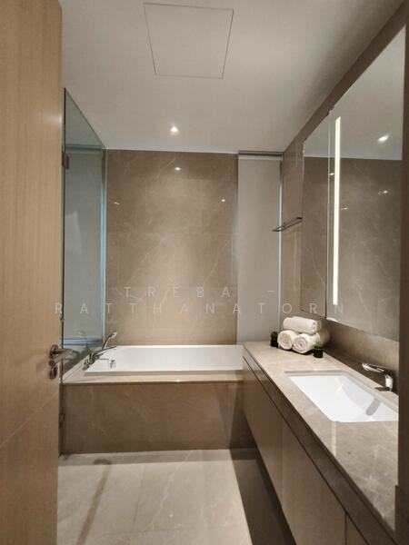 Magnolias Waterfront Residences, Bangkok, 259 Charoen Nakhon Road, Khlong Ton Sai, Khlong San, Bangkok, 2 Bedrooms, 102 sqm, Condo For Rent, by TREBA - Ratthanatorn, 500095414 - DDproperty.com