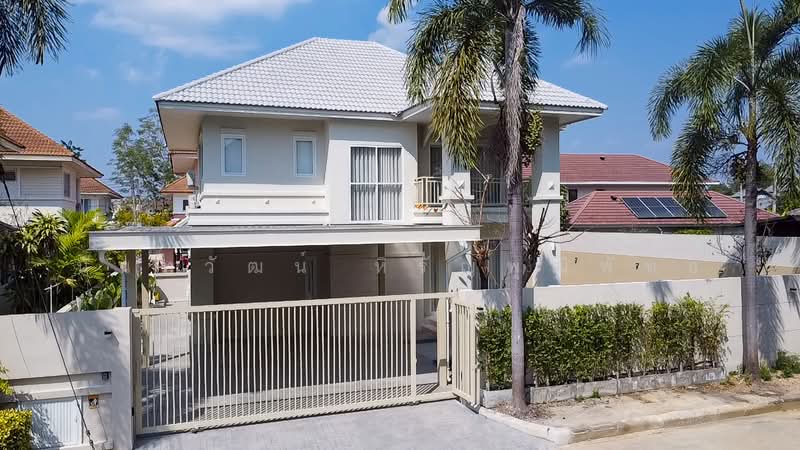 4 Bed House with Pool In San Sai near Payap University for Sale, Chiang Mai, San Phra Net, San Sai, Chiang Mai, 4 Bedrooms, 270 sqm, Single Detached House For Sale, by Nunthawat Hiranputtipat, 500095442 - DDproperty.com