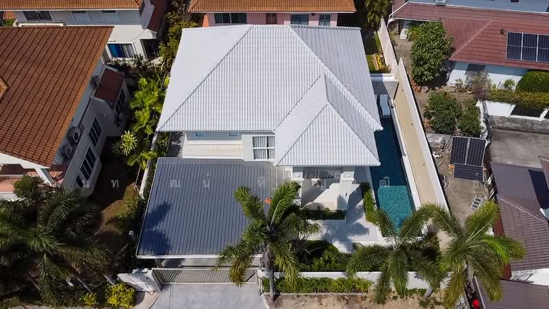 4 Bed House with Pool In San Sai near Payap University for Sale, Chiang Mai, San Phra Net, San Sai, Chiang Mai, 4 Bedrooms, 270 sqm, Single Detached House For Sale, by Nunthawat Hiranputtipat, 500095442 - DDproperty.com