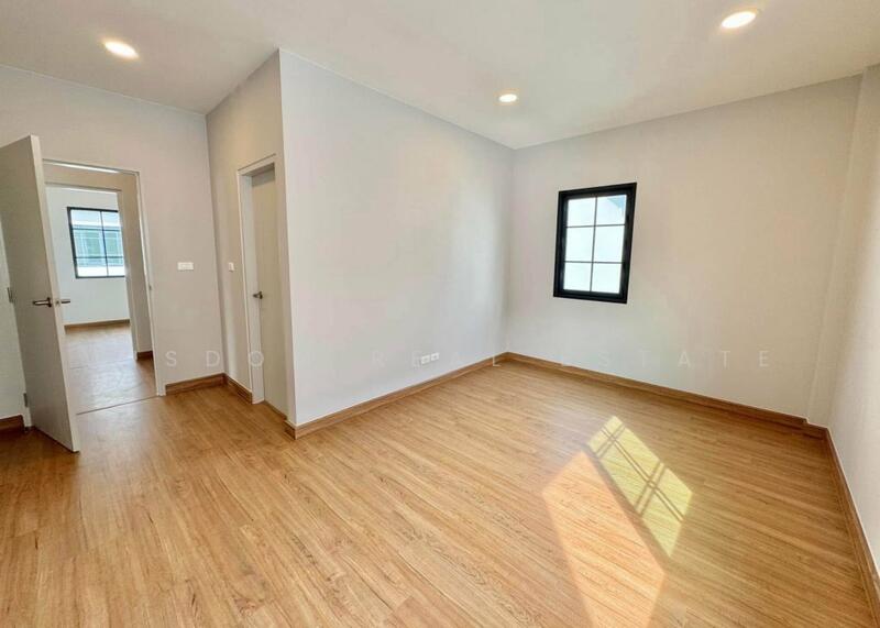 Centro Bangna, Samut Prakan, 111 Soi 3, Bang Kaeo, Bang Plee, Samut Prakan, 4 Bedrooms, 230 sqm, Single Detached House For Sale, by Wisdom Real Estate, 500095473 - DDproperty.com