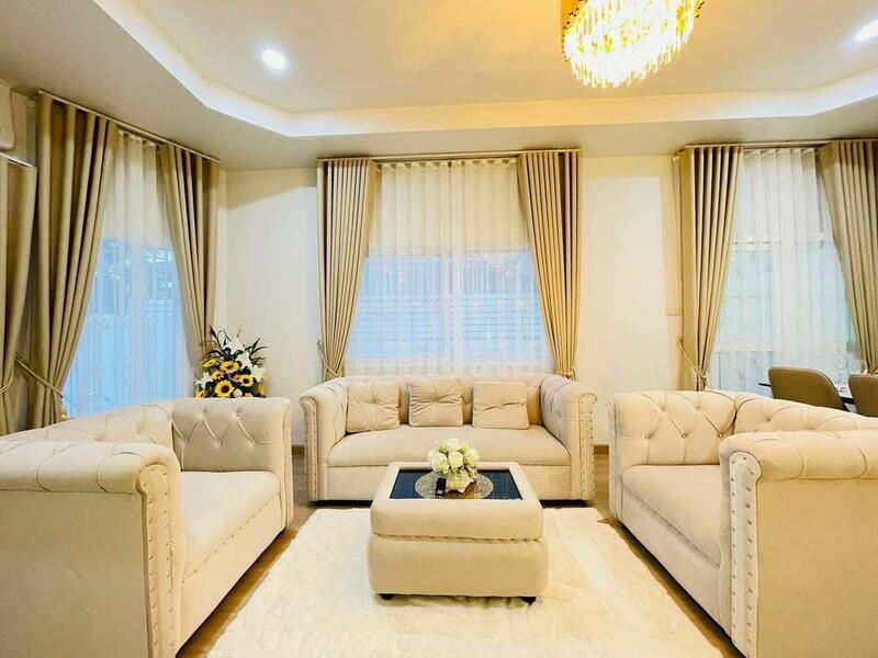 Pool Villa 3 bedrooms for Sale in East Pattaya, Chon Buri (Pattaya), Bang Lamung, Bang Lamung (Pattaya), Chon Buri (Pattaya), 3 Bedrooms, 240 sqm, Single Detached House For Sale, by PLC Real Estate, 500095516 - DDproperty.com