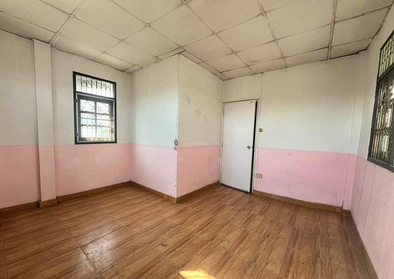 For Sale - ทาวน์โฮม 2 ชั้น ซอยบางพรม ถนนราชพฤกษ์, Bangkok