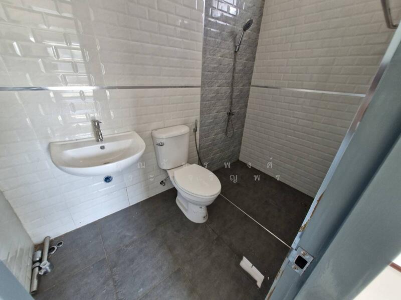 บ้านสวยหนองพรหม, ชลบุรี, หมอนนาง, พนัสนิคม, ชลบุรี, 132 ตร.ม., บ้านเดี่ยว ขาย, โดย คุณวัชรพงศ์ จิระเจริญพร, 500095702 - DDproperty.com