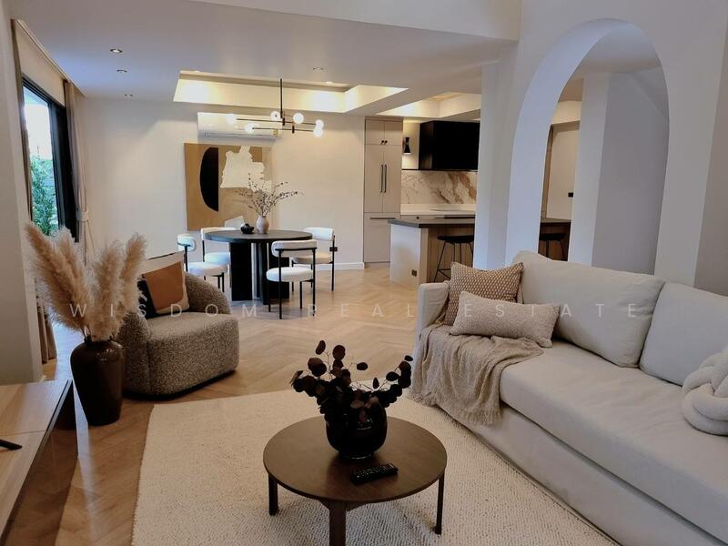 Single house for sale near Ekkamai and Thonglor, Bangkok, Phra Kanong Nua, Watthana, Bangkok, 3 Bedrooms, 300 sqm, Single Detached House For Sale, by Wisdom Real Estate, 500095725 - DDproperty.com