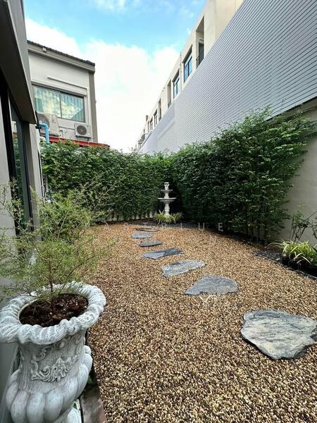 For Sale - Verve Petchkasem 81, Bangkok