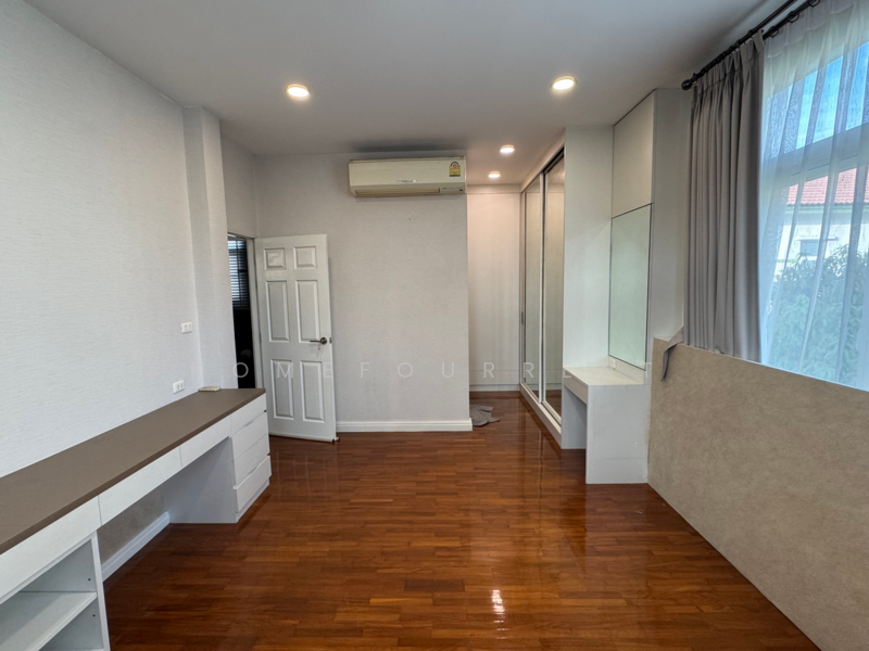 For Rent - Rasa Spanish Courtyard, Bangkok