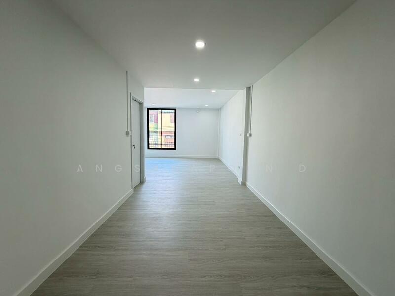 ขาย - ตึกแถว 3 นอน นนทบุรี 46 ตรงข้ามกองสลากสนามบินน้ำ, นนทบุรี