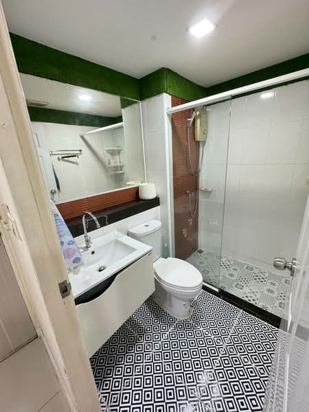 Regent Home 7/1, Bangkok, Soi Sanphawut 2, Bang Na Road, Bang Na, Bangkok, Studio, 64 sqm, Condo For Rent, by Ulaiwan Boonsiri, 500096100 - DDproperty.com