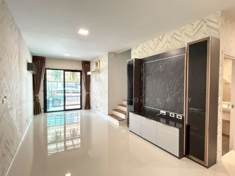 The Thamm Ratchaphruek - Sirindhorn, Nonthaburi, Bang Kruai-Chong Tanom Road, Wat Chalo, Bang Kruai, Nonthaburi, 3 Bedrooms, 108 sqm, Townhouse For Sale, by Connex Property, 500096167 - DDproperty.com